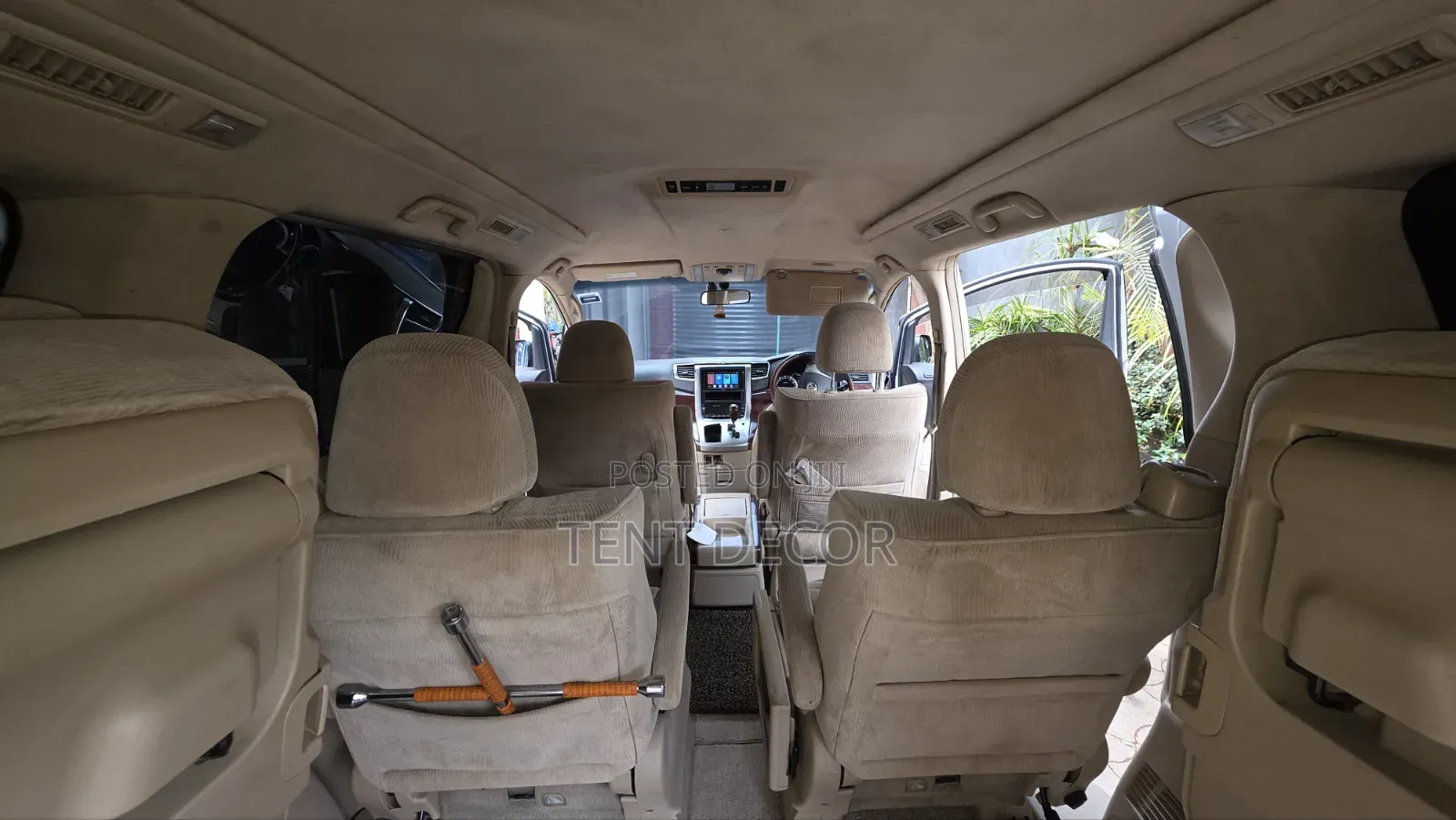 Toyota Vellfire 2011 Silver