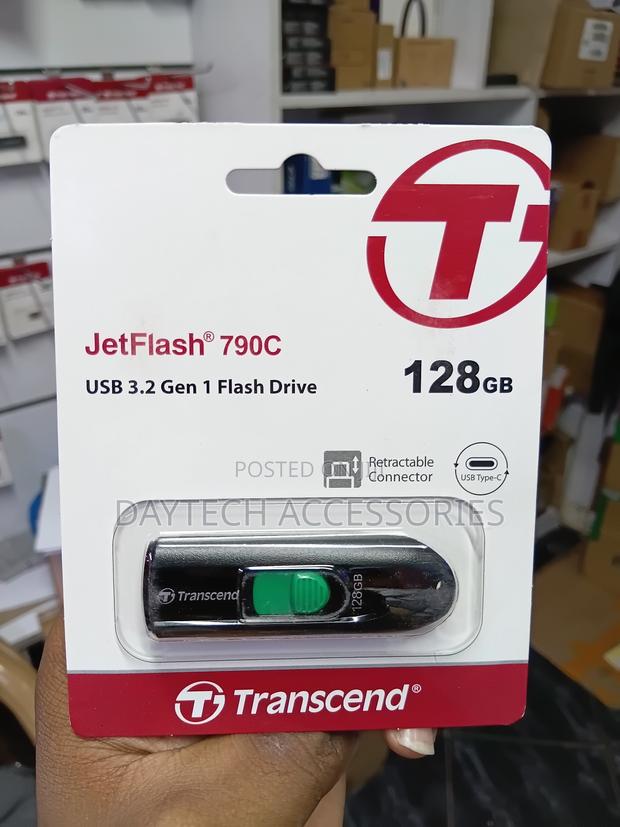 Transcend JetFlash 790C 128GB USB 3.2 Gen 1 Flash Drive