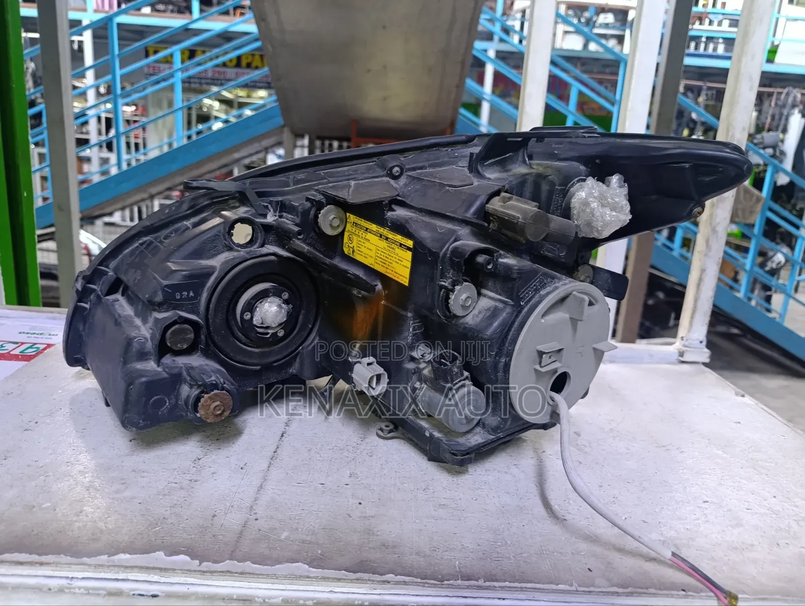 Harrier 240 Xenon Headlight