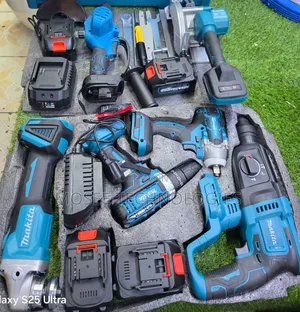 Makita Multi-Tool Combo Set for Home and Workshop