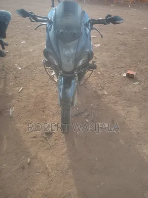 Hero Karizma ZMR 2015 Black