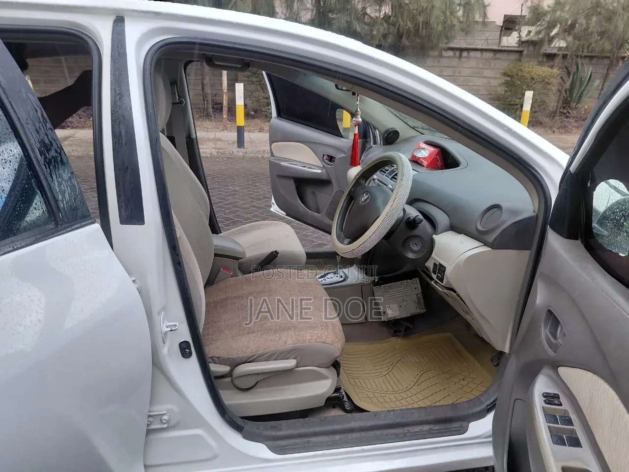Toyota Belta 2011 White