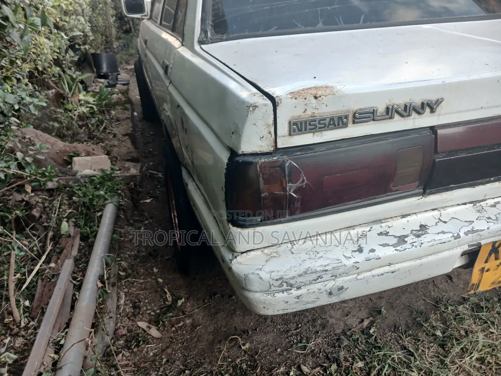 Nissan Sunny 1995 White