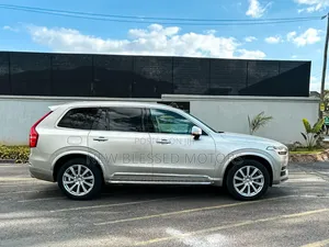 Volvo XC90 2017 Silver