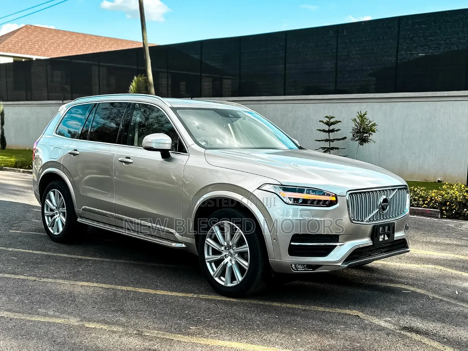 Volvo XC90 2017 Silver