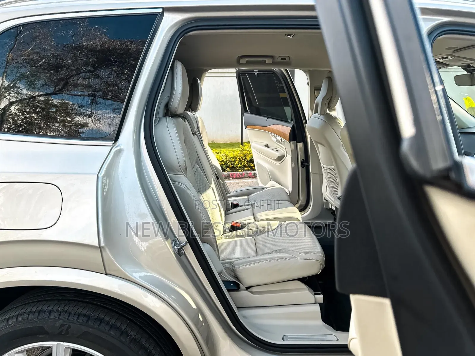 Volvo XC90 2017 Silver