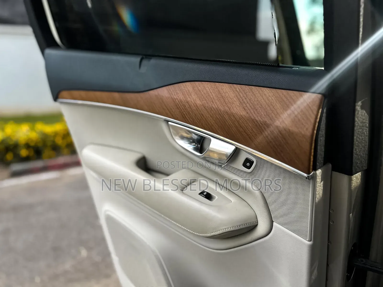 Volvo XC90 2017 Silver