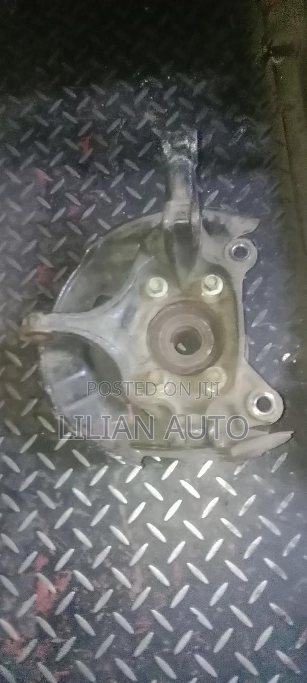 Mazda Axela Front Wheel Hub - main view