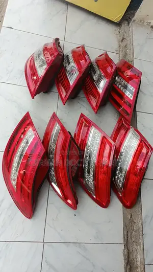 W204 Led Taillights