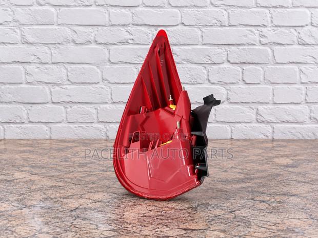 Casp Tail Lamp / Nissan Tiida Hatchback 2010 - thumbnail 2