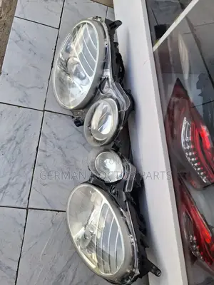 W211 Xenon Headlights