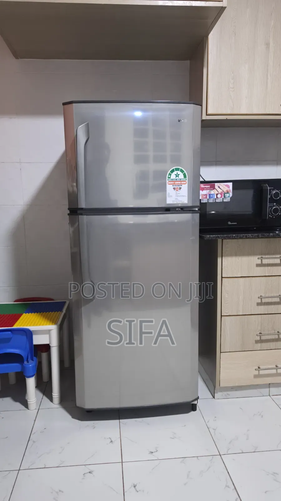 Von Fridge 225litres