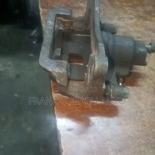 Subaru Legacy Bp5: Bh5 Turbo Rear Caliper