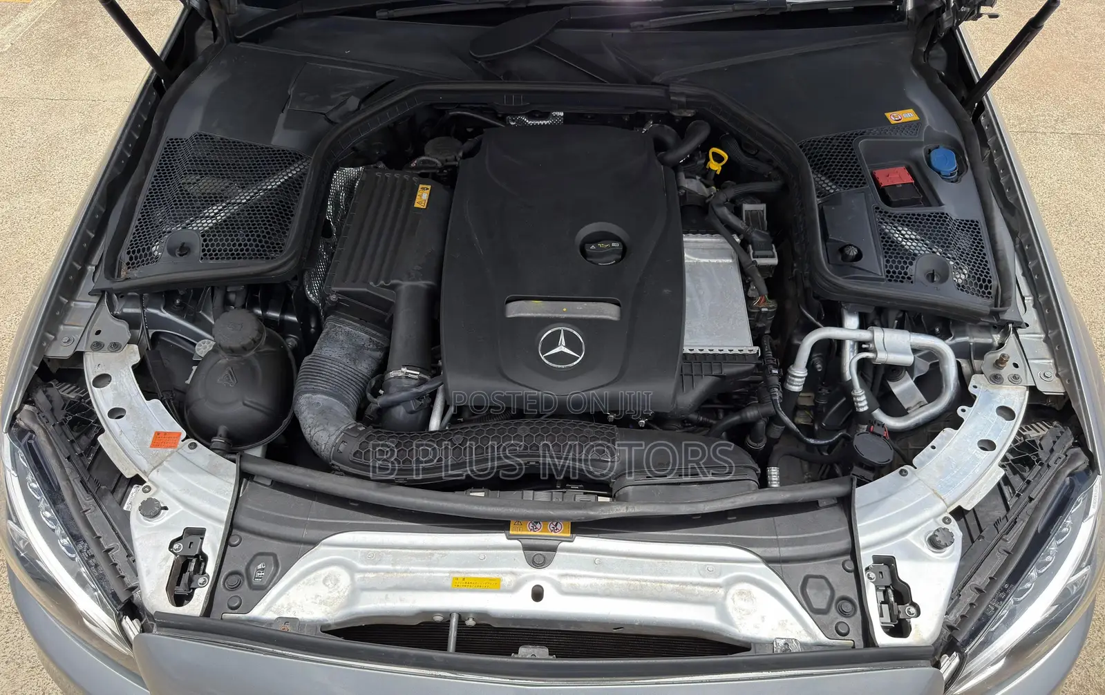 Mercedes-Benz C200 2016 Silver