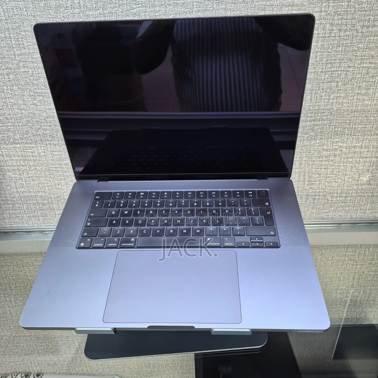 Laptop Apple MacBook Pro 2024 M3 Max 32GB Apple M3 Max SSD 1T