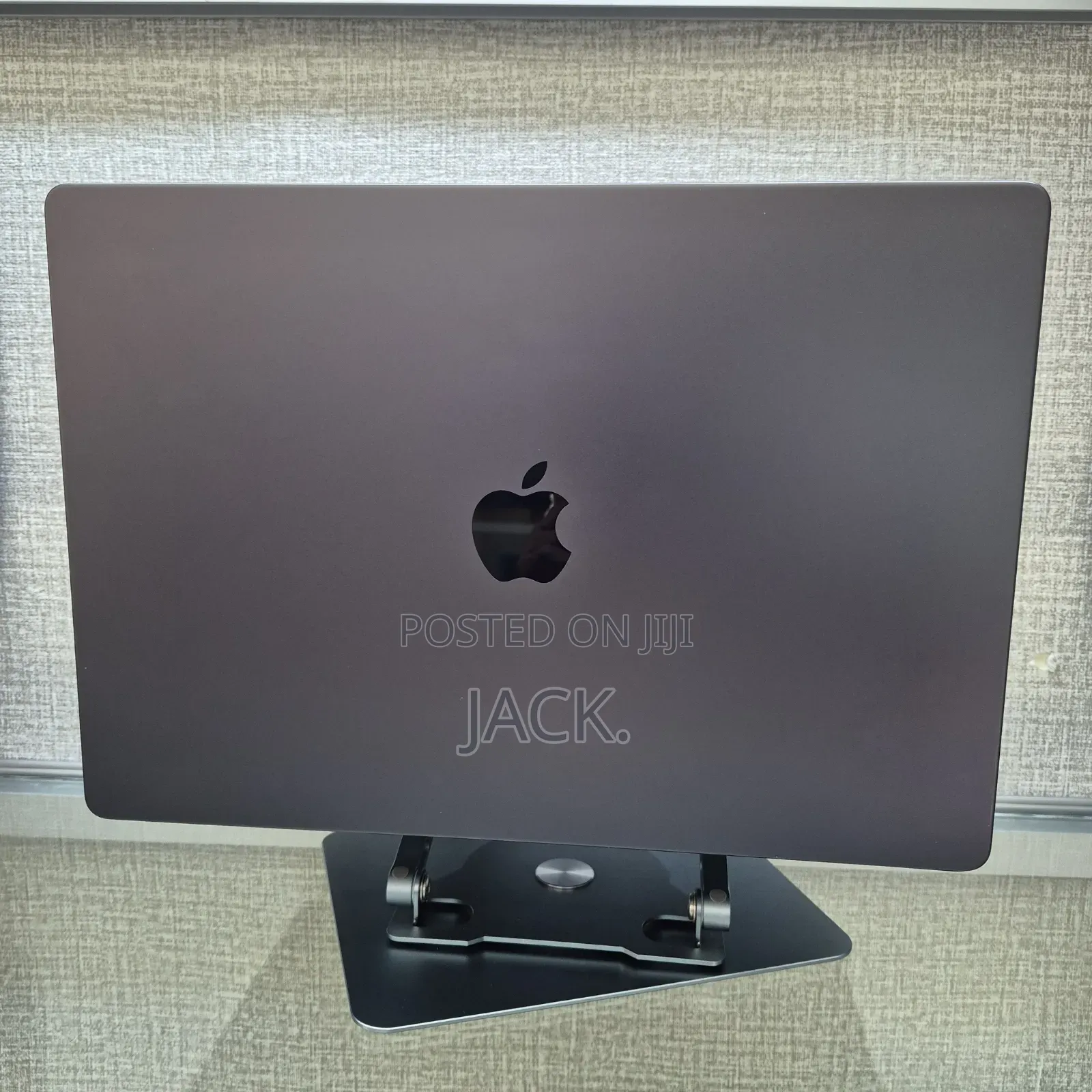 Laptop Apple MacBook Pro 2026 M5 Max 48GB Apple M5 Max SSD 2T