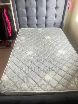 Hey Pookies I Am Selling My Bed Reason Gor Selling I Want an Upgrade