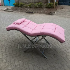 Baby Pink Leather Lash Bed With Coated Silver Frame 