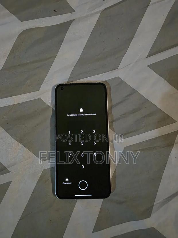 Nothing Phone 2 256 GB White - main view