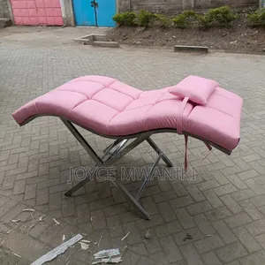 Baby Pink Leather Lash Bed With Coated Silver Frame 