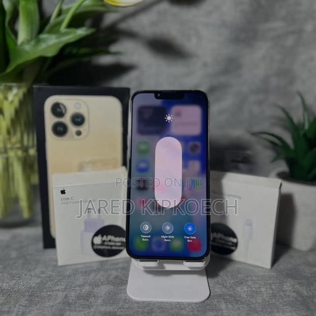 Apple iPhone 13 Pro 256 GB Gold - thumbnail 4
