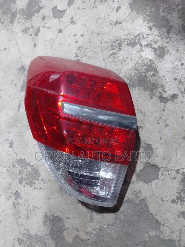 Toyota Vanguard - thumbnail 3