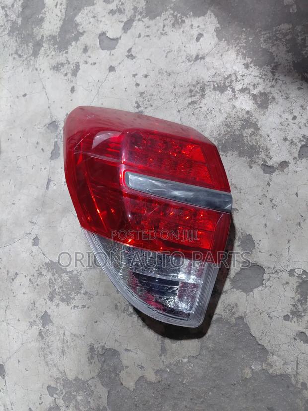 Toyota Vanguard - thumbnail 6