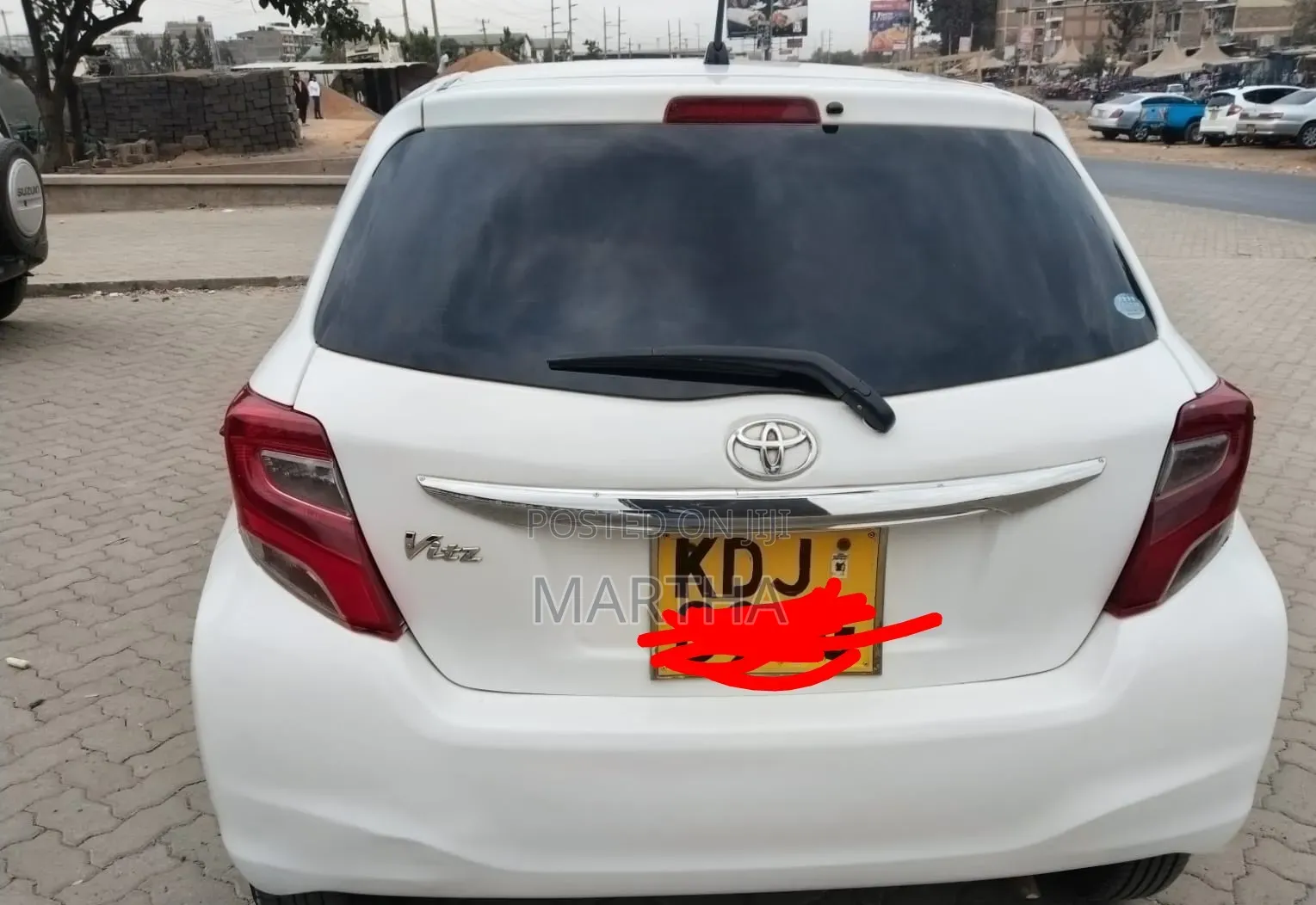 Toyota Vitz 2015 White