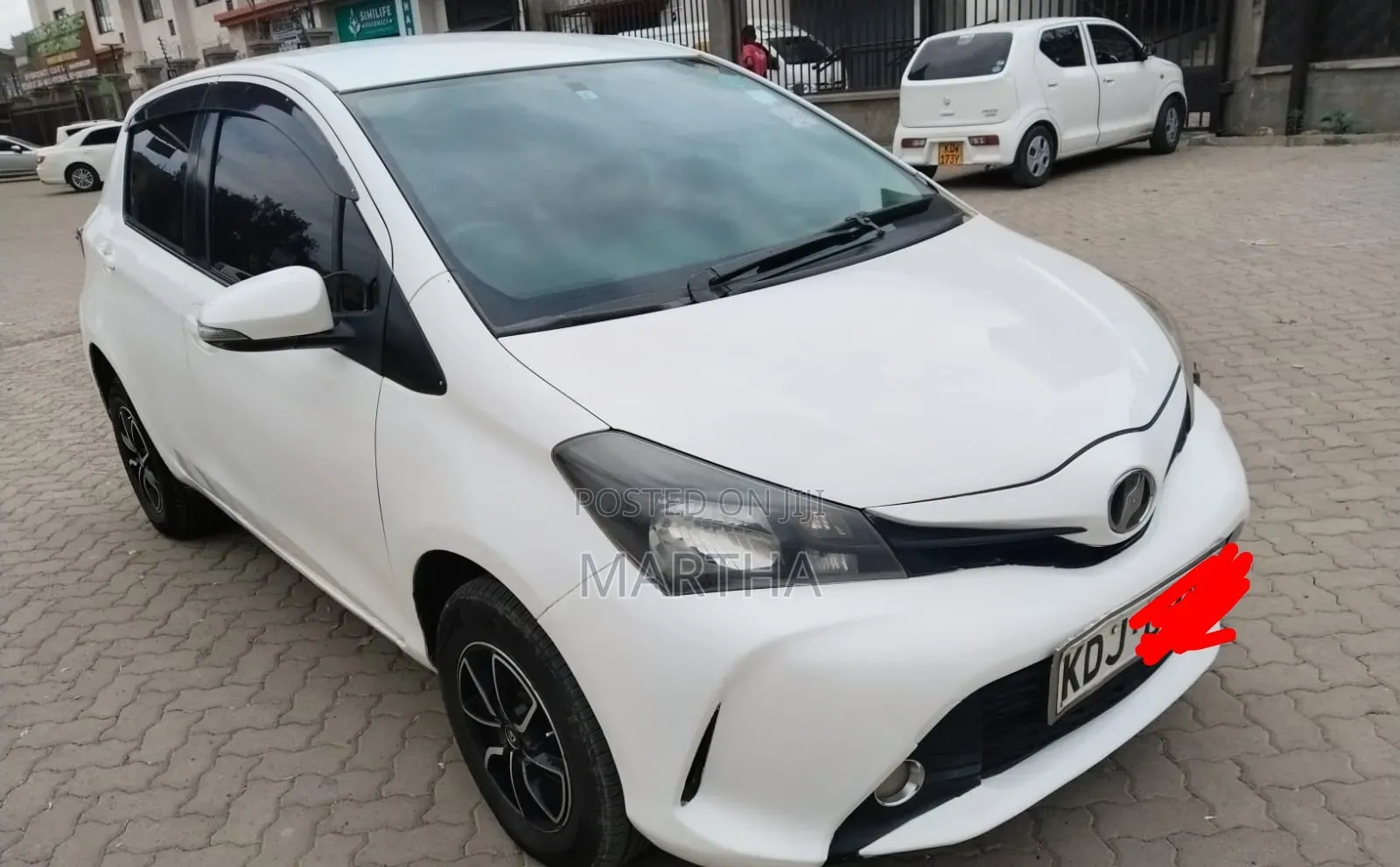 Toyota Vitz 2015 White