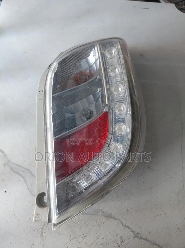 Daihatsu Mira Els - thumbnail 3