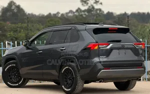 Toyota RAV4 2021 Black