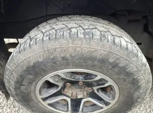 Isuzu D-MAX 2006 Brown