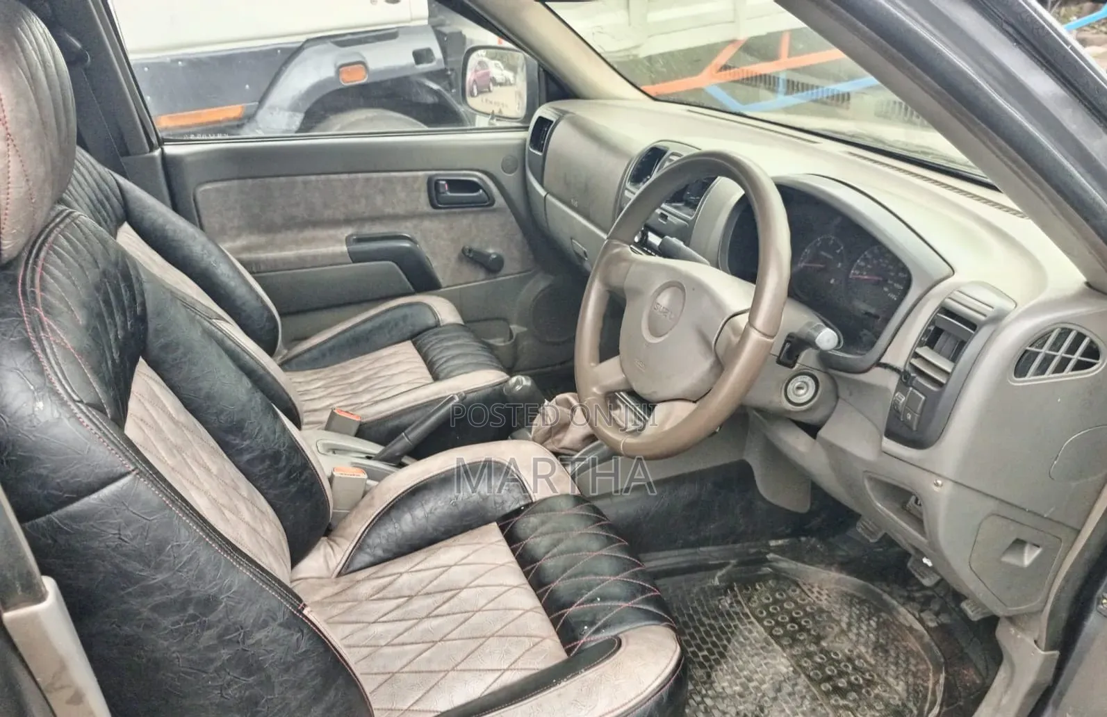 Isuzu D-MAX 2006 Brown