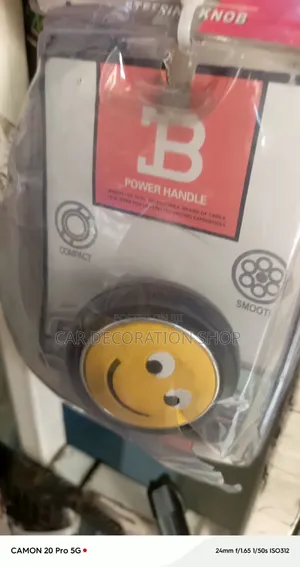 Universal Fit Yellow Smiley Power Handle Spinner/Suicide Knob