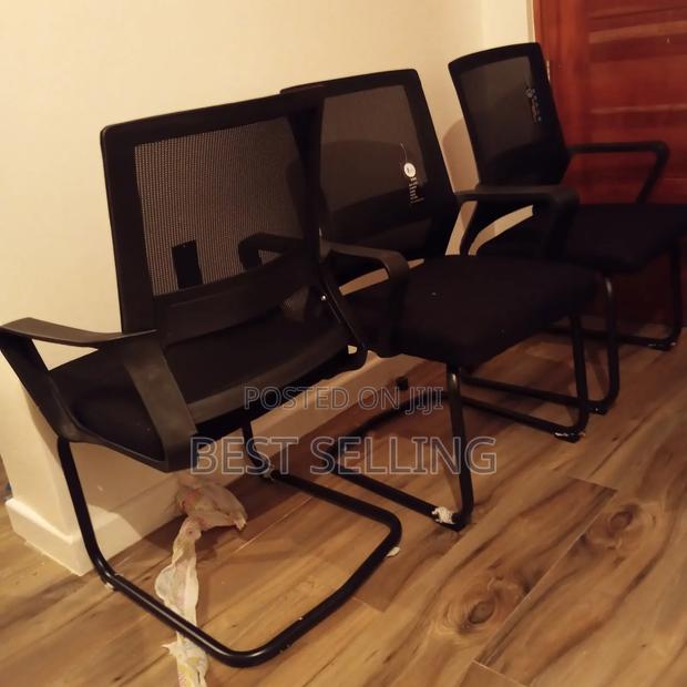 Strong and Elegant Non Rotating Waiting Chairs Meeting Chairs