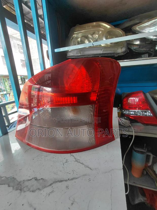 Toyota Vitz 2006 - thumbnail 5