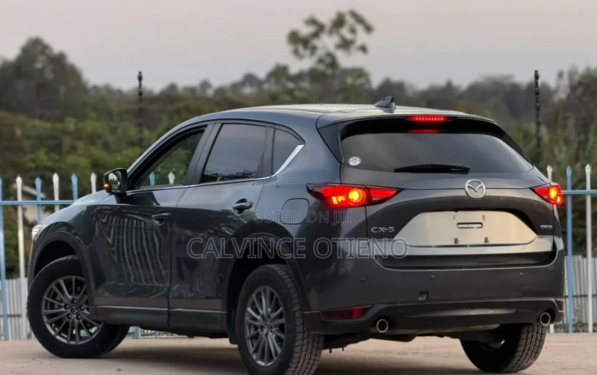 Mazda CX-5 2021 Gray