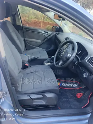 Volkswagen Golf 2012 Blue
