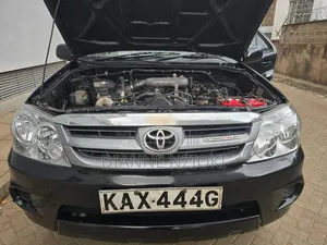 Toyota Fortuner 2006 Black