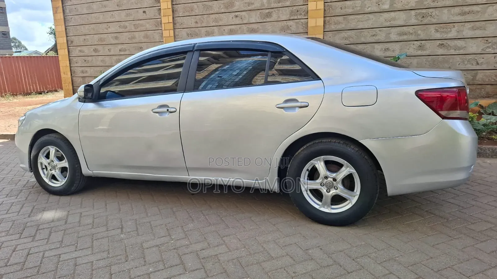 Toyota Allion 2011 Silver