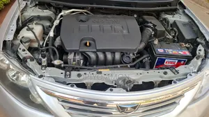 Toyota Allion 2011 Silver