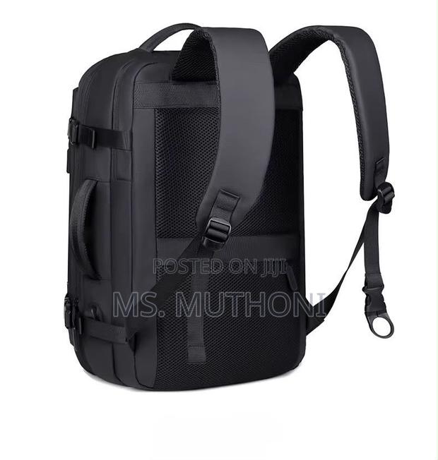 Versatile, Unisex Expandable Backpack (Black/Grey) - thumbnail 5