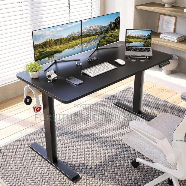 Imported Electric Height-Adjustable Black Desk