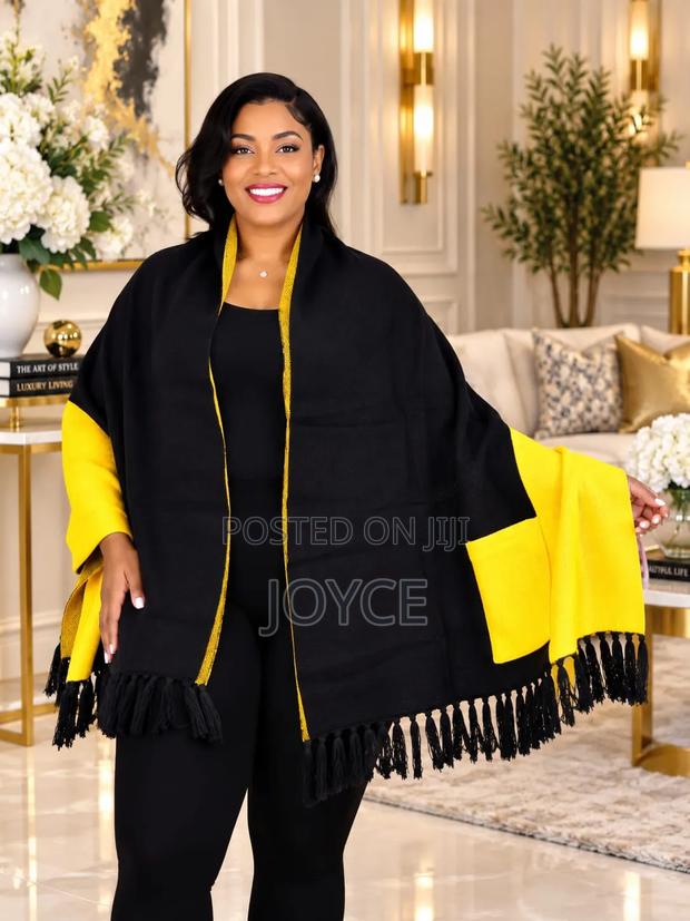 2 Sided(coloured)shawls With Pockets - thumbnail 2