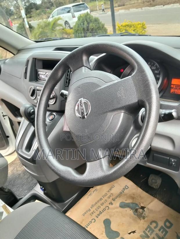 Nissan NV200 2018 White - thumbnail 6