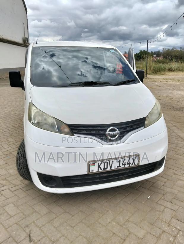 Nissan NV200 2018 White