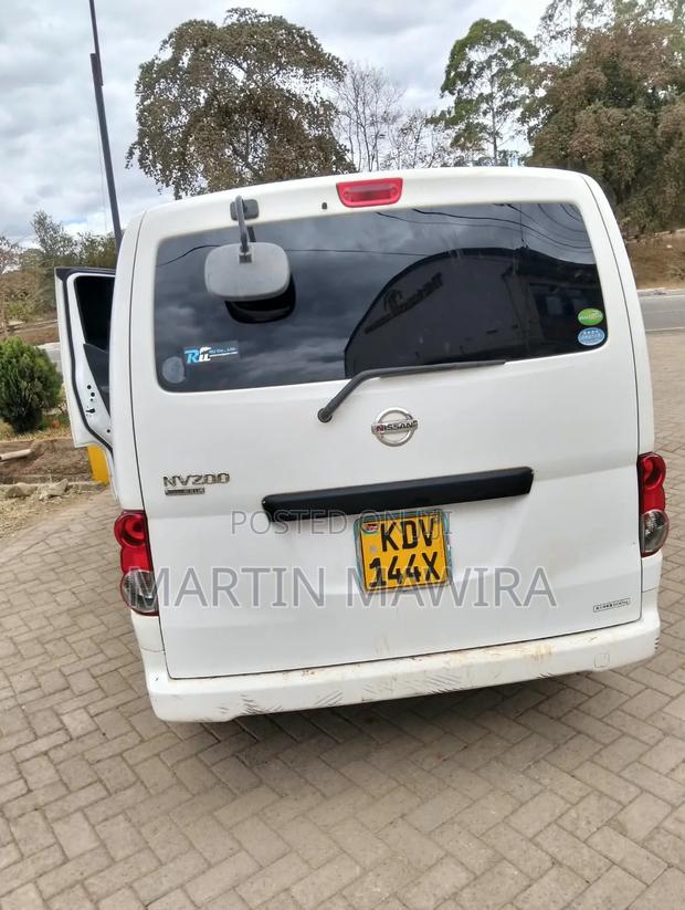 Nissan NV200 2018 White - thumbnail 4