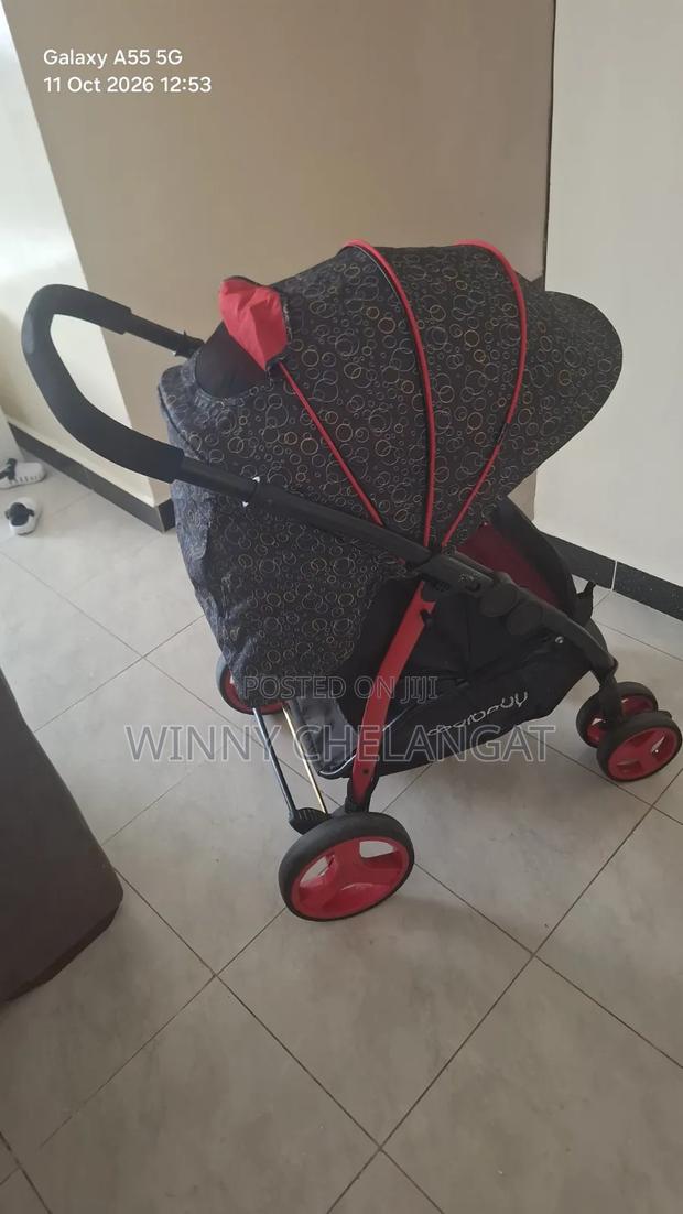 Second-Hand Baby Stroller – Stylish & Comfortable - main view