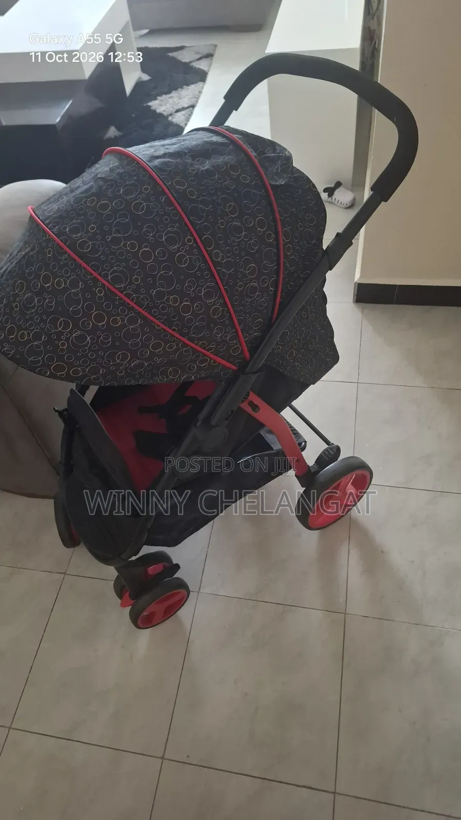 Second-Hand Baby Stroller – Stylish & Comfortable