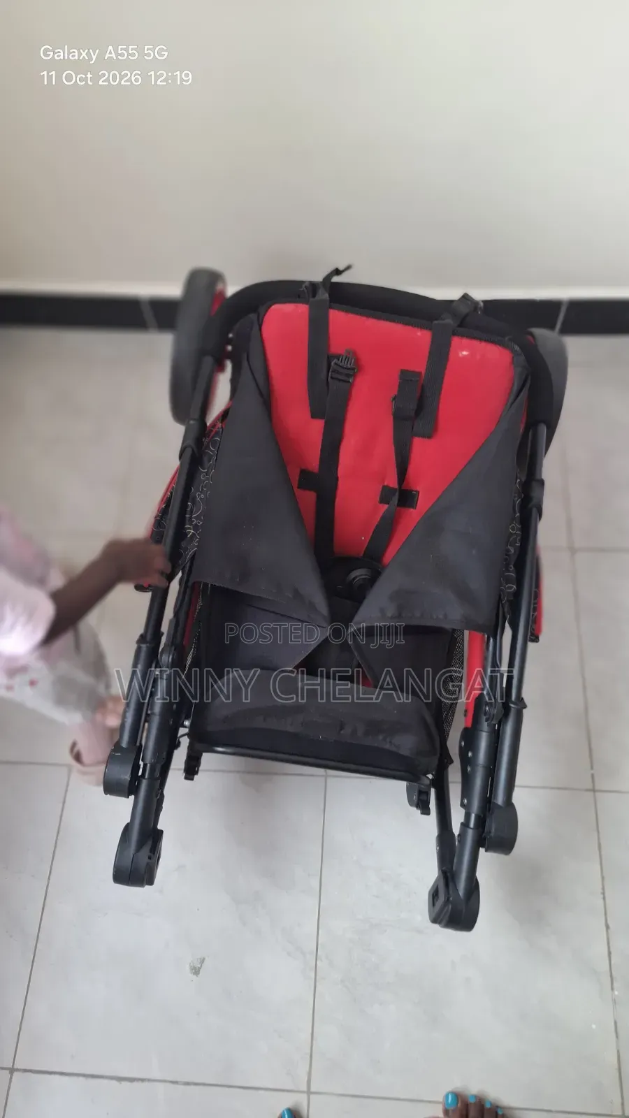 Second-Hand Baby Stroller – Stylish & Comfortable